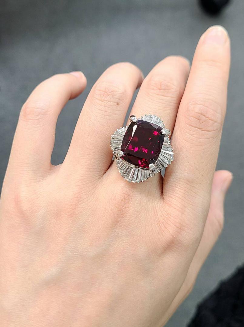 大粒! 17ct ガーネット 2ct ダイヤモンド Pt900 プラチナ リング 指輪 1月の誕生石 【鑑別書付】