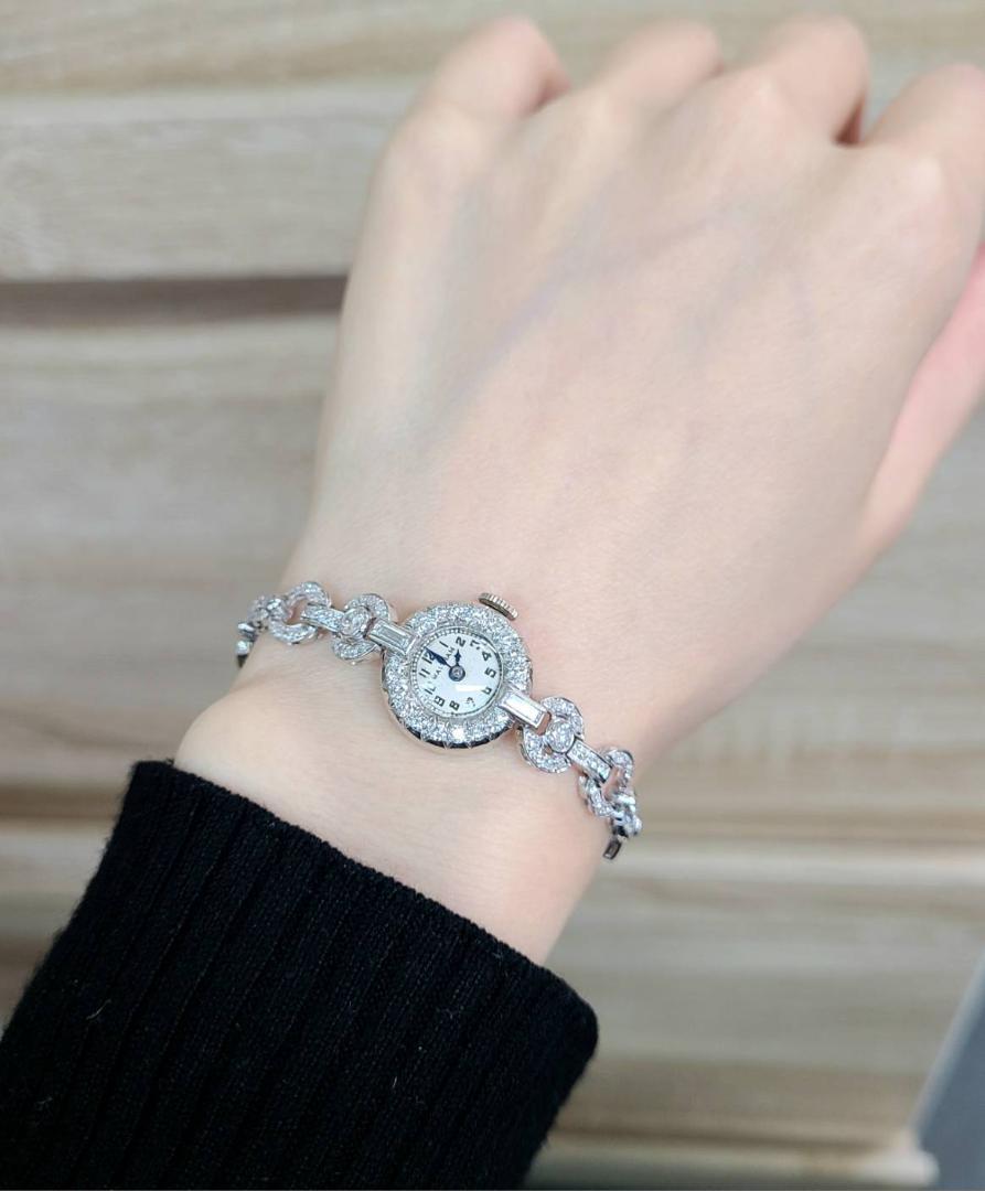 Waltham hand -rolled diamond watch antique watch