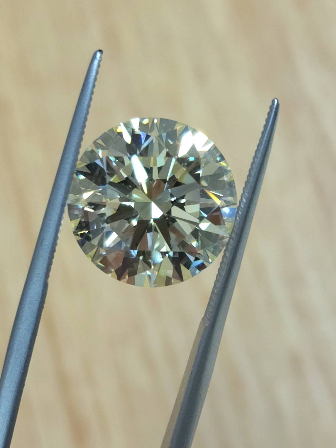 最強虹テリ絶品 見た目10ct VVS-2 3EX 天然ダイヤモンド ルース【GIA鑑定書付き】