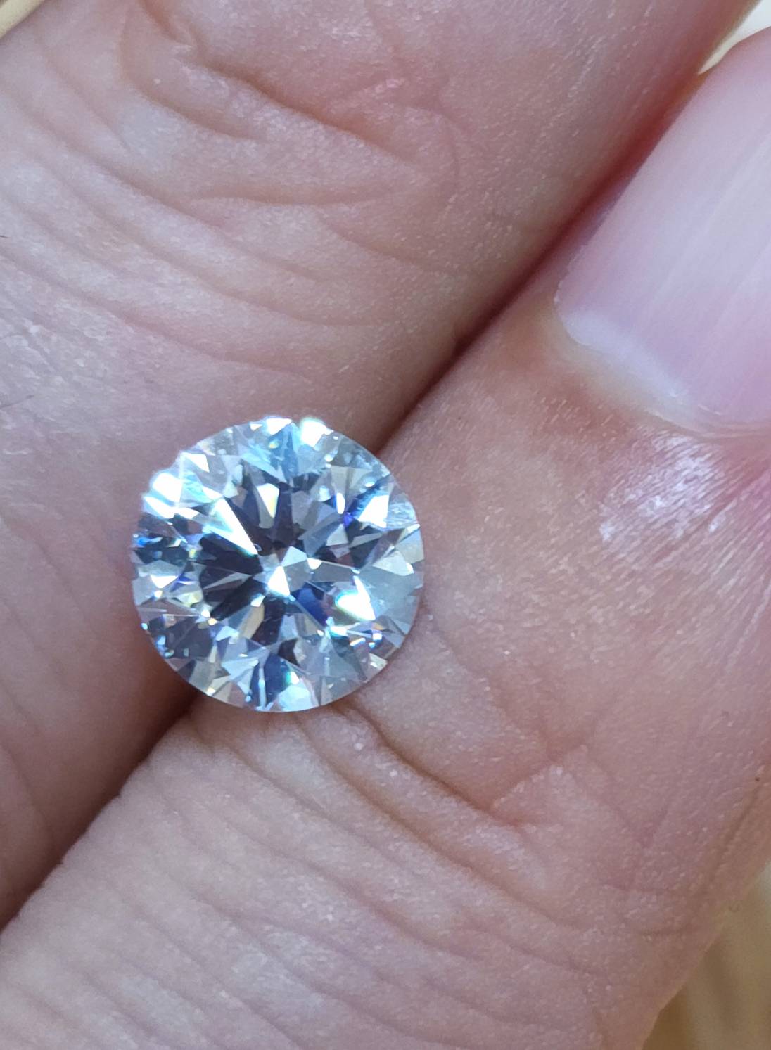 理想の究極美 ! 2.00ct Dカラー VVS-1 3EX 天然ダイヤモンド ルース【GIA鑑定書付き】
