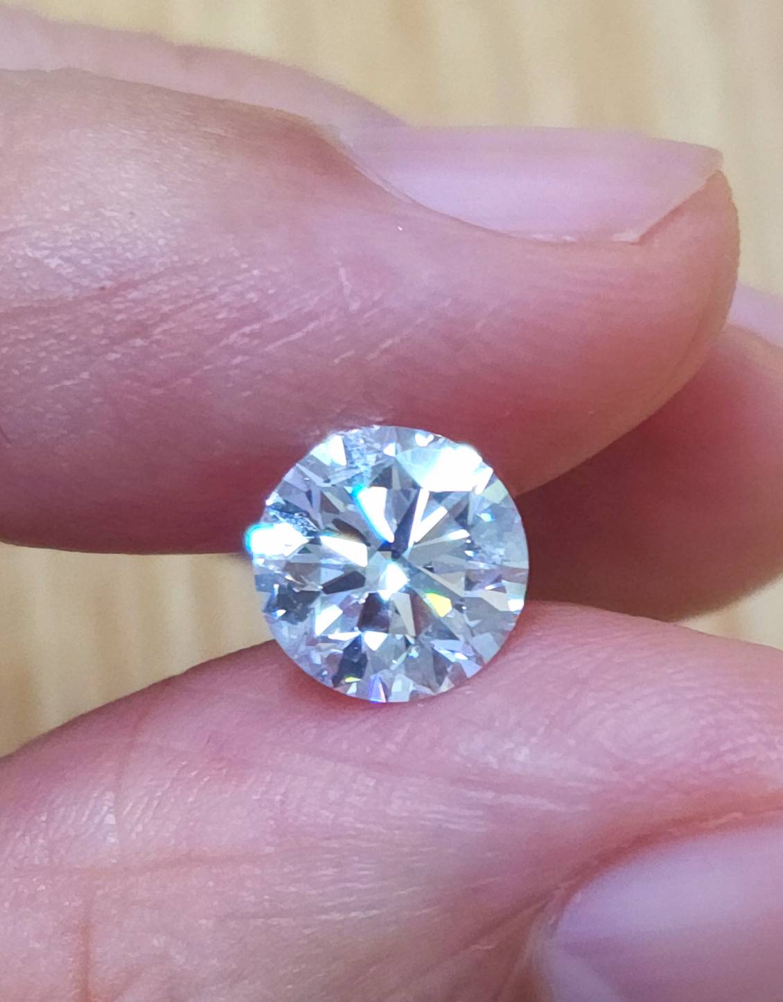 理想の究極美 ! 2.00ct Dカラー VVS-1 3EX 天然ダイヤモンド ルース【GIA鑑定書付き】