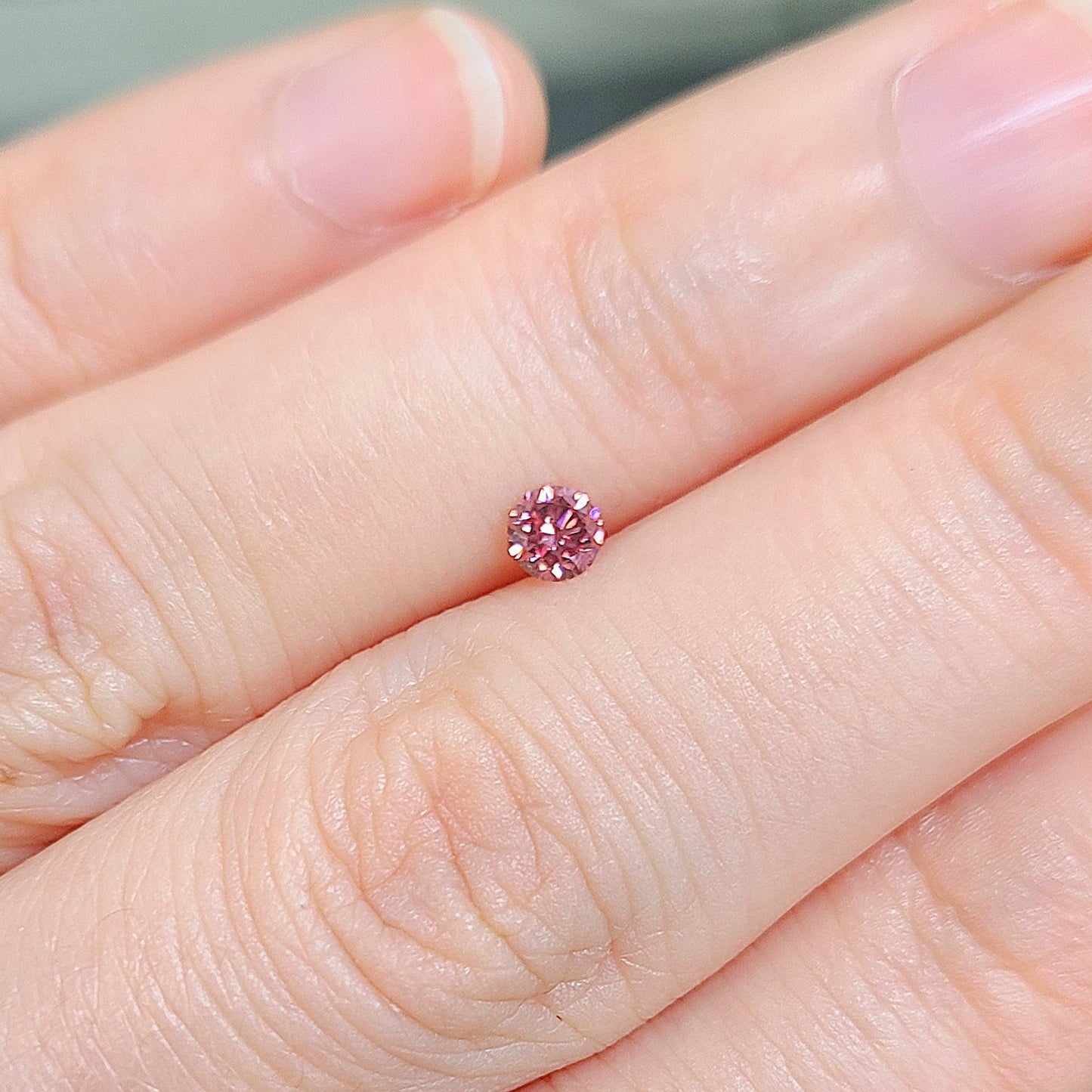 0.157ct Fancy Red Natural Red Diamond loose with CGL grading report
