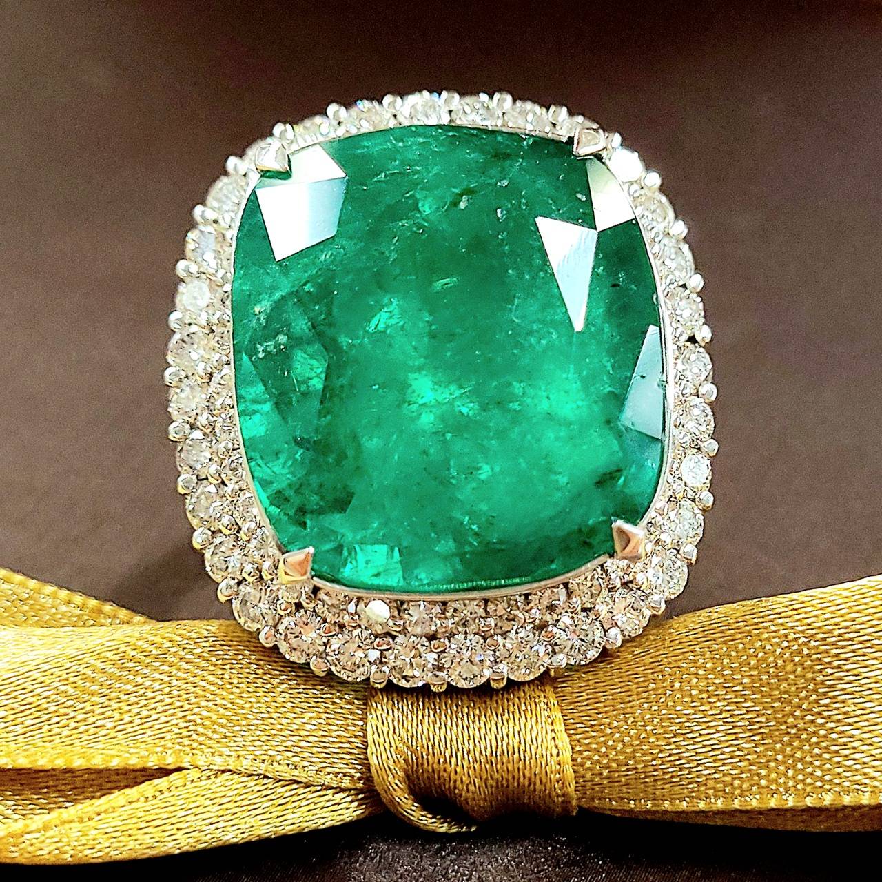 【至高のマスターピース】 最高峰コロンビア産 エメラルド 50.25ct ダイヤ 3.97ct Pt900 プラチナ リング 17号