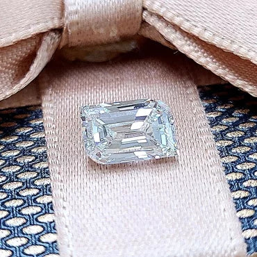 Rare brilliance] 1.07ct 2EXCELLENT natural diamond loose (I, VVS-1, Modified Flame Step Cut) [with GIA certificate].