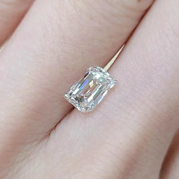 Rare brilliance] 1.07ct 2EXCELLENT natural diamond loose (I, VVS-1, Modified Flame Step Cut) [with GIA certificate].