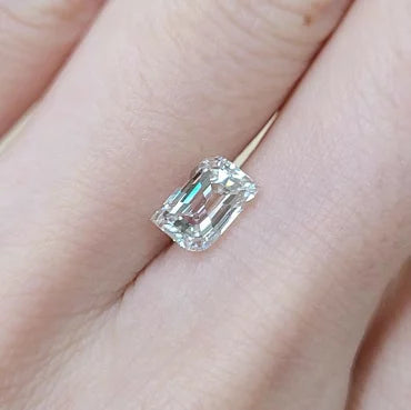 Rare brilliance] 1.07ct 2EXCELLENT natural diamond loose (I, VVS-1, Modified Flame Step Cut) [with GIA certificate].