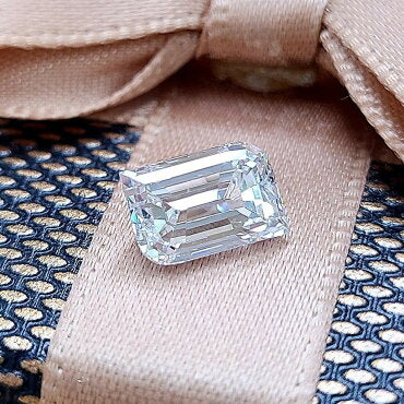 Rare Flame Step Cut Diamond loose [with GIA Certificate] [Miracle
