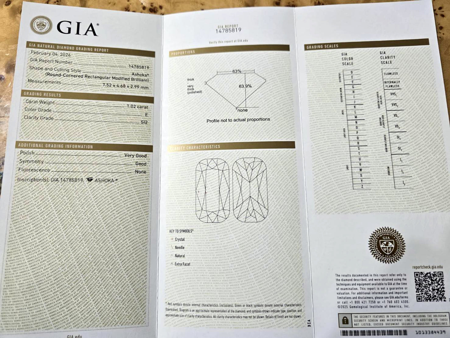 传奇璀璨] 真品 Ashoka 阿育王切割 1.02 克拉天然钻石 E SI2 铂金 Pt900 戒指[附 GIA 证书]。