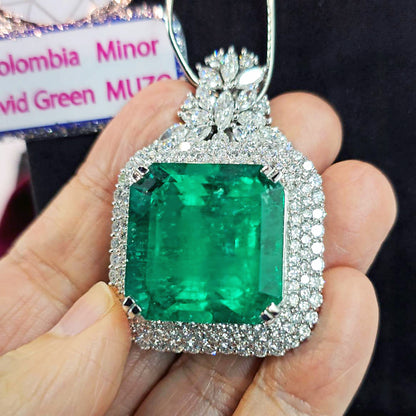 세계 최대의 품질 콜롬비아의 오래된 광산 Muzo 67.586ct Natural Emerald Total 9.12ct Natural Diamond PT900 플래티넘 펜던트 목걸이 [GRS 차이]