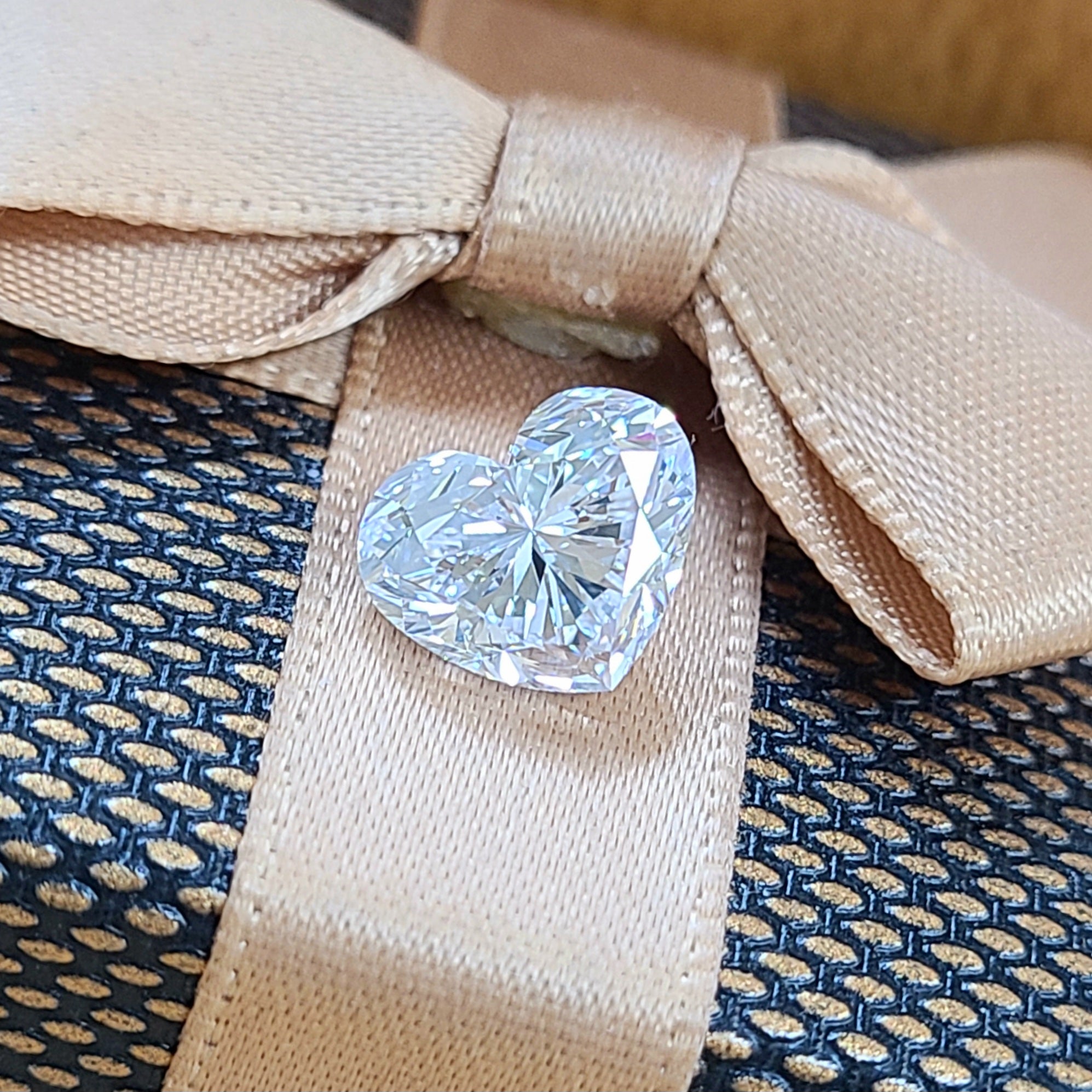 3.02ct D IF 2EX 天然ダイヤモンド ルース ハートシェイプ【GIA鑑定書