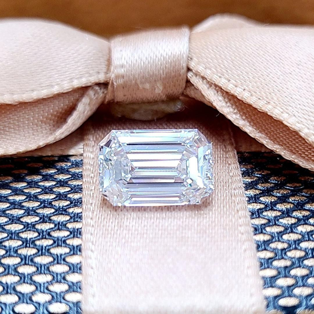 2.01ct Dカラー FL EX Type2a エメラルドカット ダイヤモンド ルース 奇跡の逸品【GIA鑑定書付】