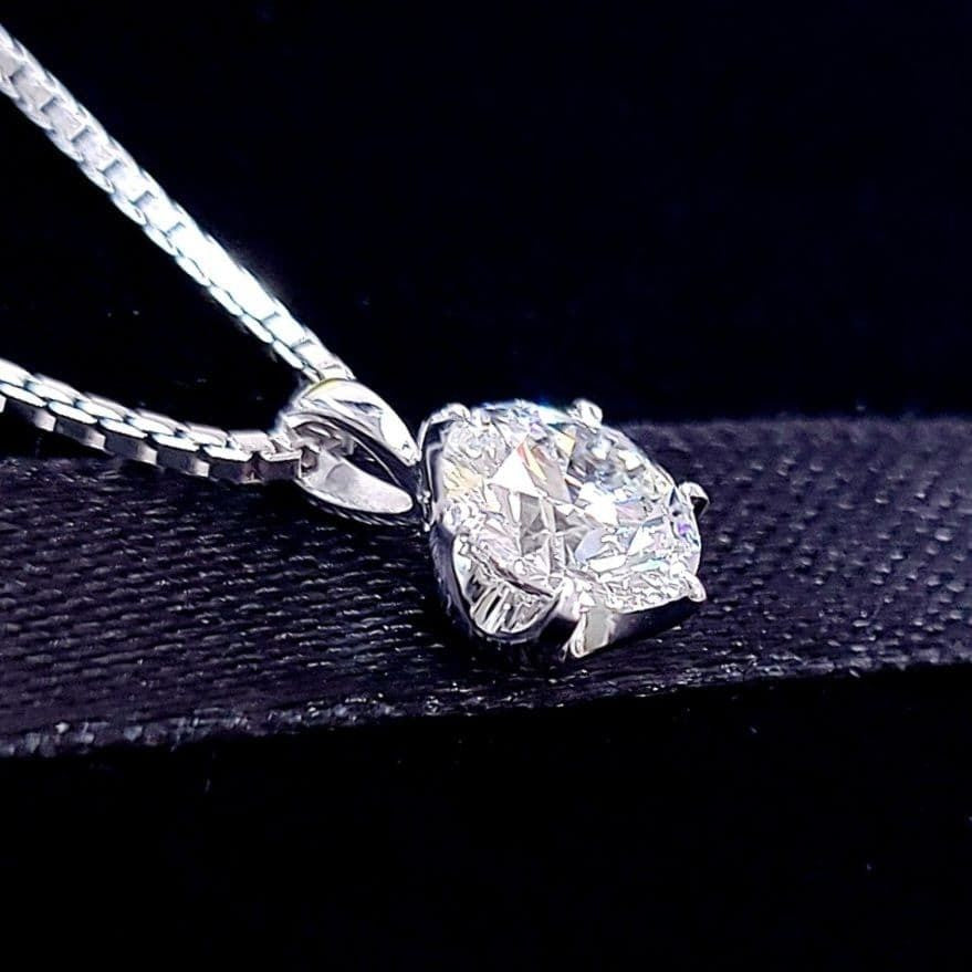 经 GIA 认证的 D FL 3EX 天然钻石项链 K18WG 白金，纯色 [附 GIA 证书]。