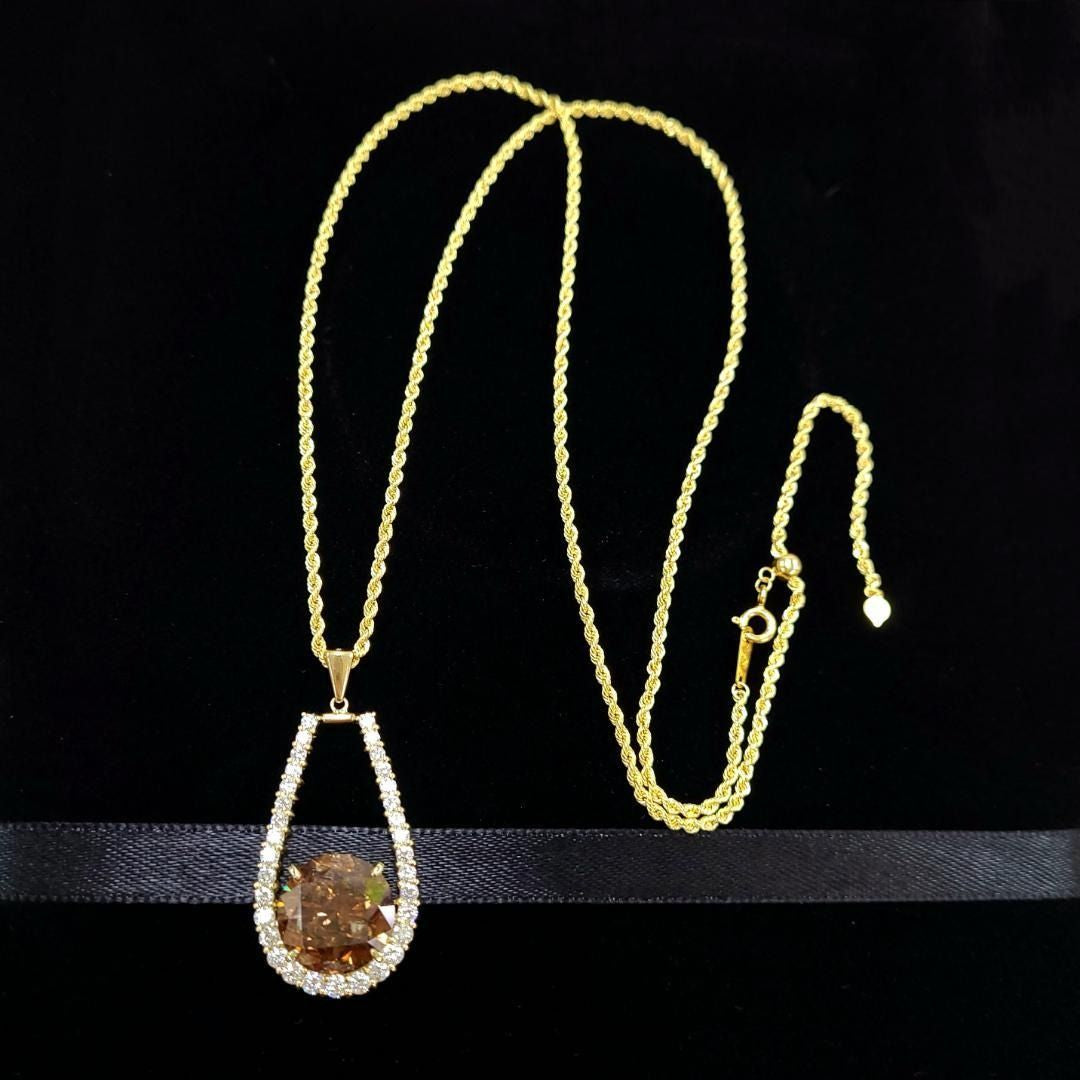 【圧巻の11ct】 天然 コニャック ブラウンダイヤモンド 11.004ct 脇石1.8ct K18YG ペンダント ネックレス 【鑑別書付】