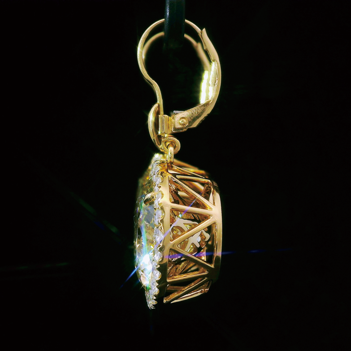 극상의 반짝임】 초대형 천연 다이아몬드 총 19.973ct 18K K18YG 옐로우 골드 드롭 귀걸이 【CGL 감정서 첨부】.