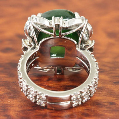 World Rare 21ct Natural Demantoid Garnet Cat's Eye 3.9ct Natural Diamond Pt900 Platinum Ring with Certificate of Authenticity from Central Gem Laboratory