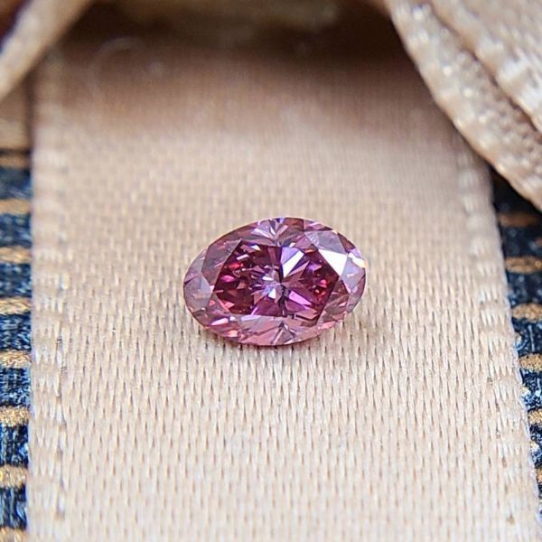 0.275ct fancy purplish red 天然 レッドダイヤモンド ルース オーバル