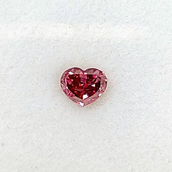0.21ct FANCY PURPLISH RED ハート シェイプ 天然 レッドダイヤモンド