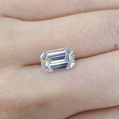 [GIA 감정] 세계 최고 품질 2.34ct D 색상 완벽한 자연 다이아몬드 에메랄드 컷 루스