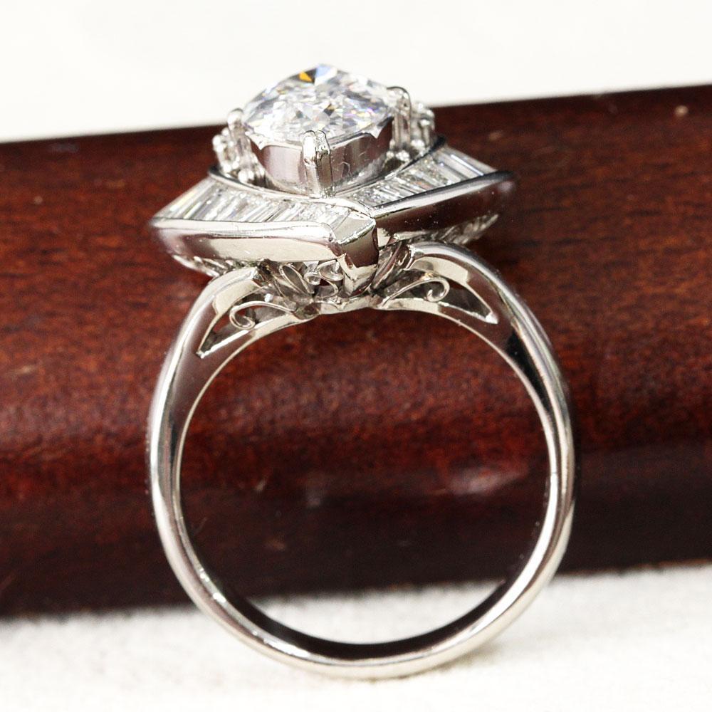 高品質 DカラーVVS2 ダイヤモンドリング(pt900) 鑑定書付き 高品質 DカラーVVS2 ダイヤモンドリング(pt900) 鑑定書付き