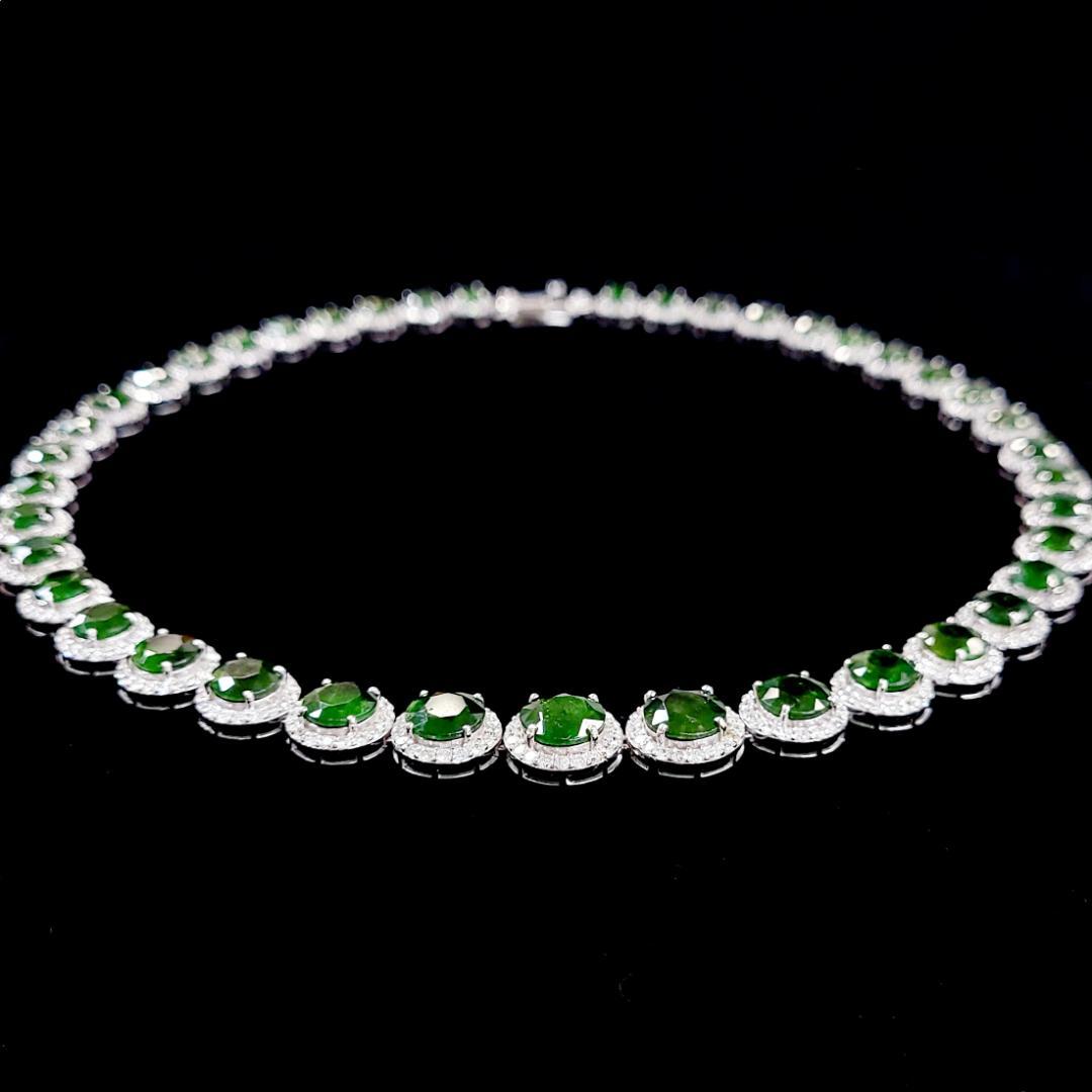 A miraculous gem! 48ct natural demantoid garnet 9ct natural diamond 18k gold K18 WG white gold bracelet [.identification reportWith]