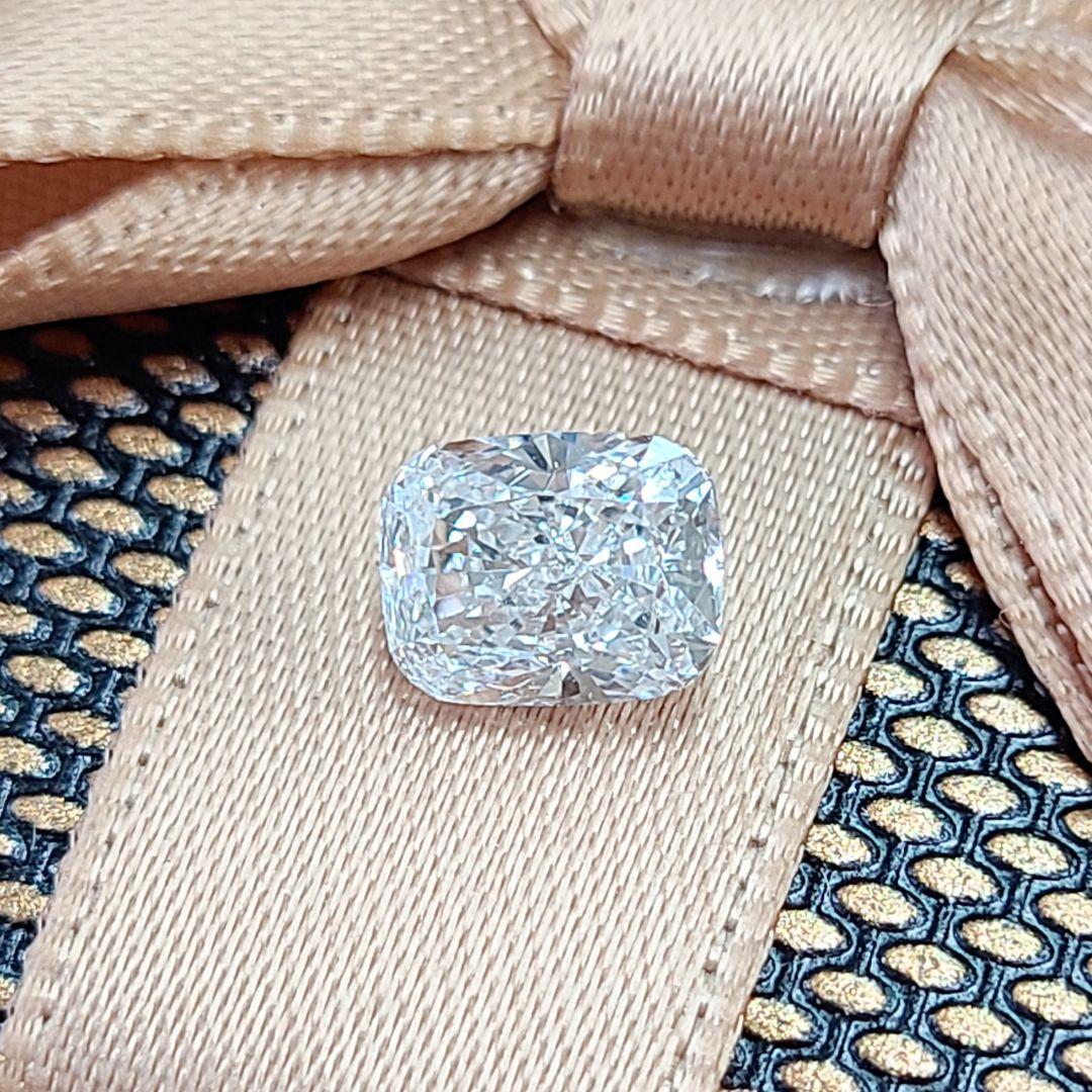 究極の美！1.02ct D FL ２EX 天然ダイヤモンド クッションカット ルース 【 GIA 鑑定書付 】