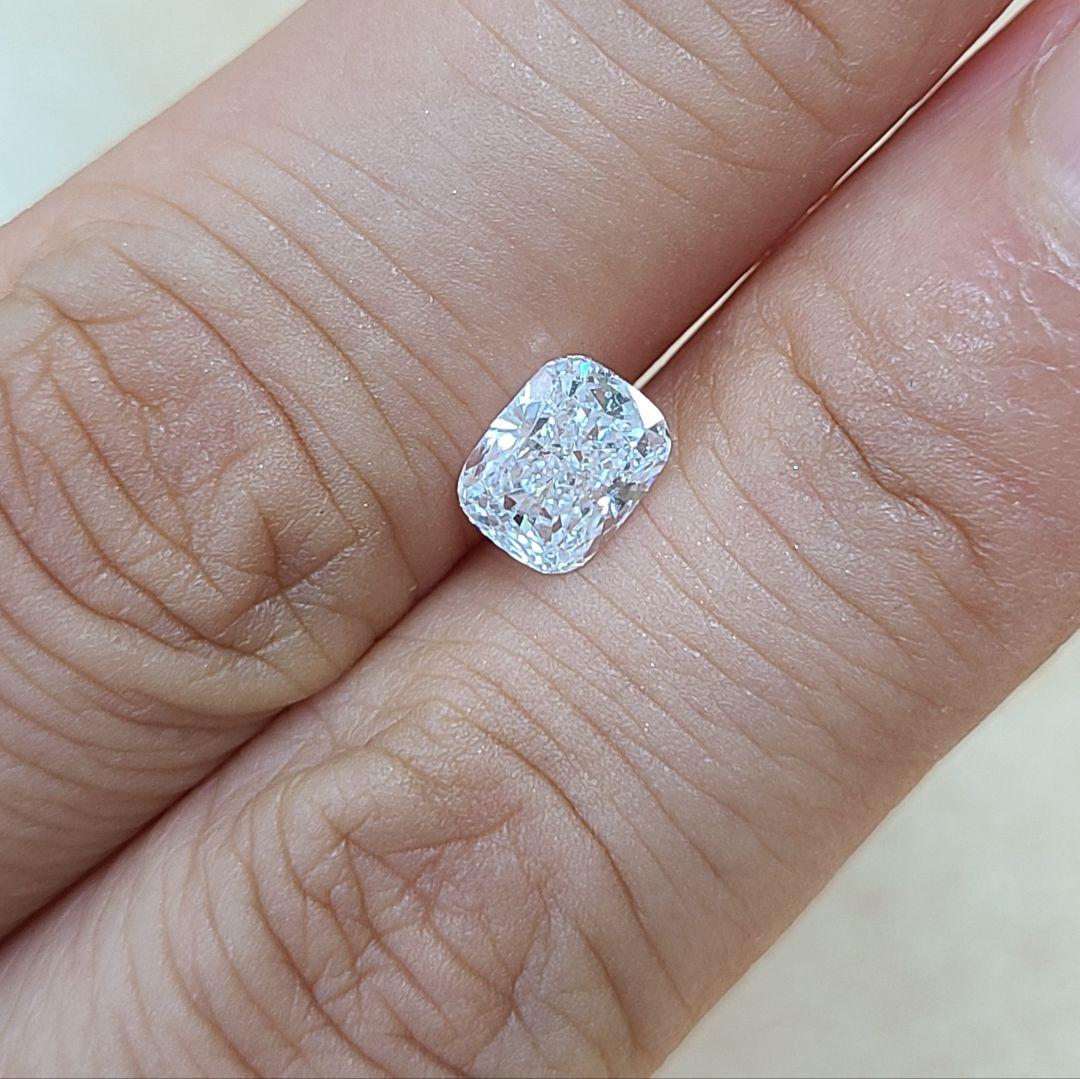 究極の美！1.02ct D FL ２EX 天然ダイヤモンド クッションカット ルース 【 GIA 鑑定書付 】 – アメイジング工房