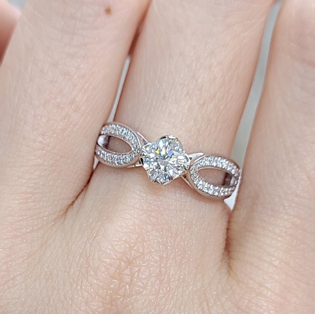 pt900 天然ダイヤモンド リング 0.5ct