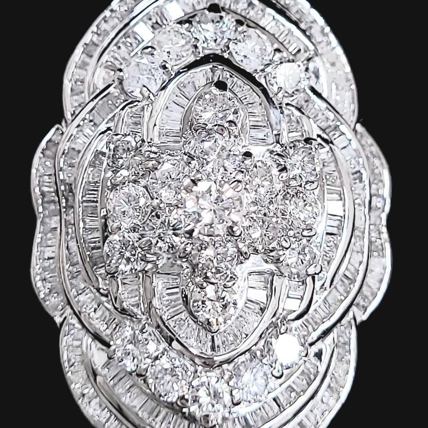 A sea of dazzling light! Gorgeous! 5ct Natural Diamond Platinum PT900 Ring Ringidentification reportWith