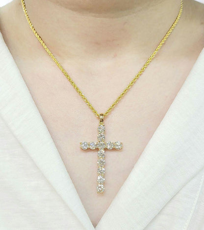 High quality! 5ct natural diamond VS~VVS K18 YG cross pendant necklace, crucifix [appraised by Central Gem Laboratory].