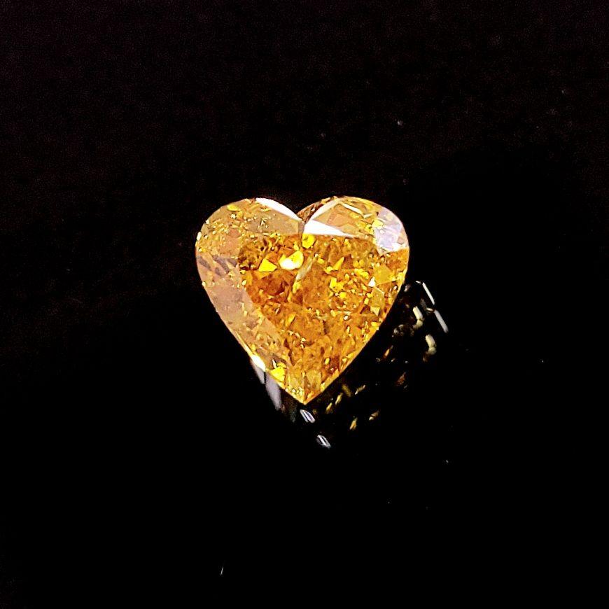 1.19ct ヴィヴィッド オレンジ ハート ダイヤモンド ルース 裸石 Fancy Vivid Yellow Orange【中央宝石研究所鑑定】 –  アメイジング工房