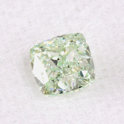 1.540CT花哨的绿色vs-2天然绿色钻石露丝垫切割[中央珠宝研究所评估]