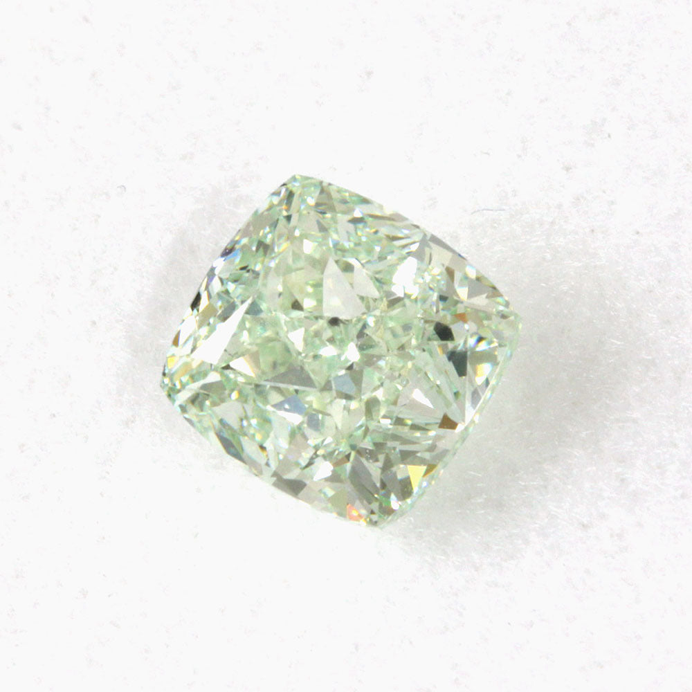 1.540CT花哨的绿色vs-2天然绿色钻石露丝垫切割[中央珠宝研究所评估]