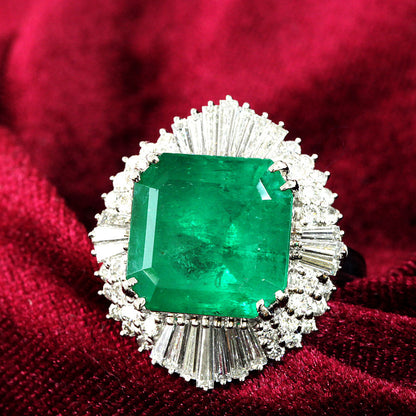 世界上最高質量的MZO哥倫比亞生動的綠色8ct翡翠pt900鉑金環[帶有差異差異]