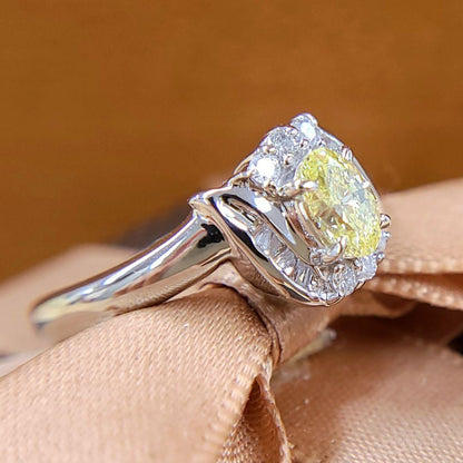 花式黃色鑽石橢圓形PT900白金環4月誕生石[中央珠寶研究所評估]