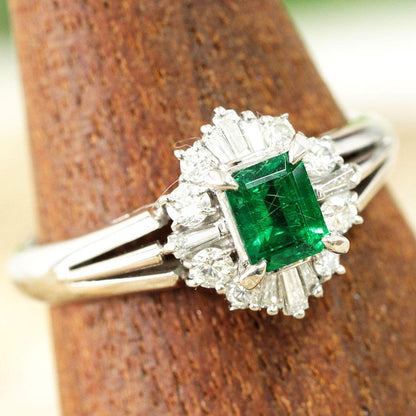 Exclusive Vivid Green Emerald 0.4ct Diamond Pt900 Platinum Ring Ring May Birthstone (with certificate)