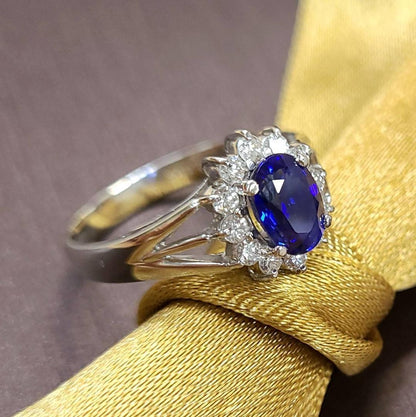 几乎1.5ct皇家蓝色蓝宝石钻石白金PT900戒指戒指九月诞生石[差异]
