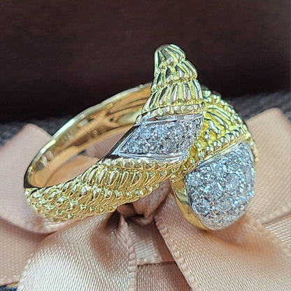 It looks as if it has a 1ct volume of brilliance and natural diamonds K18 YG yellow gold 18k gold hug ring with April birthstone certificate.