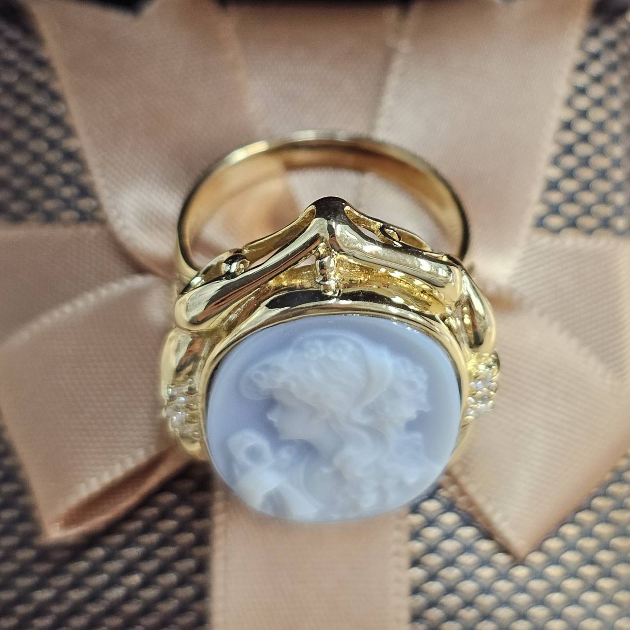 イタリア製 カメオ 天然 アゲート ダイヤモンド K18 YG イエローゴールド リング 指輪 【鑑別書付】
