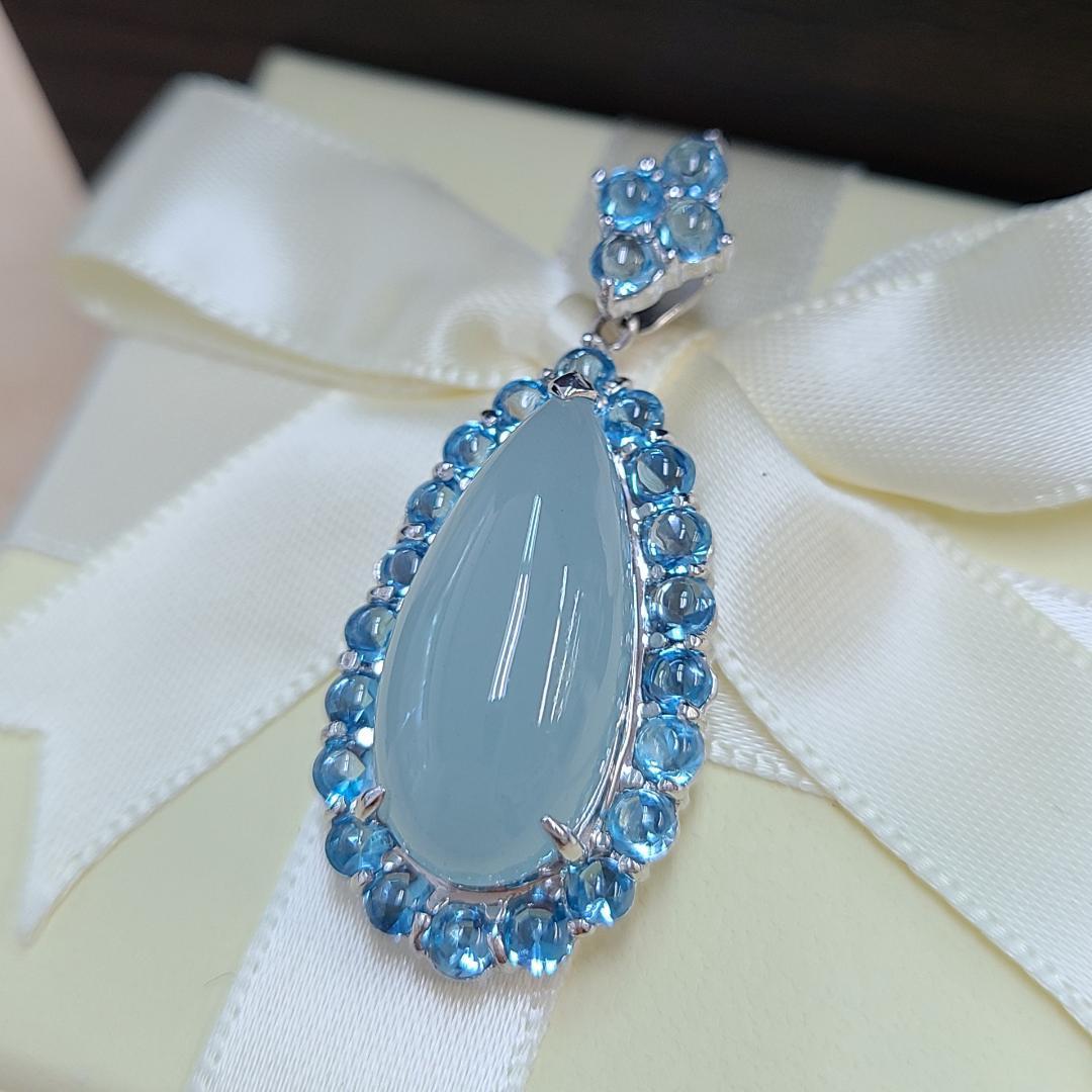 ペアシェイプ10ct アクアマリン ！ブルートパーズ ペンダントトップ ペアシェイプ 10.73ct アクアマリン ブルートパーズ ペンダントトップ