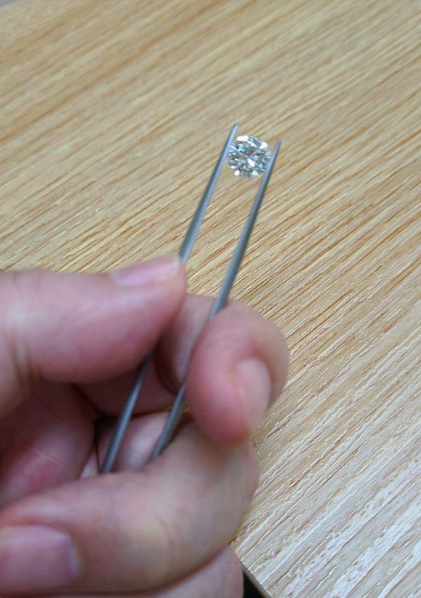 1.5ct・Gカラー・VS-1・GOOD 価値ある一生物 大粒 天然