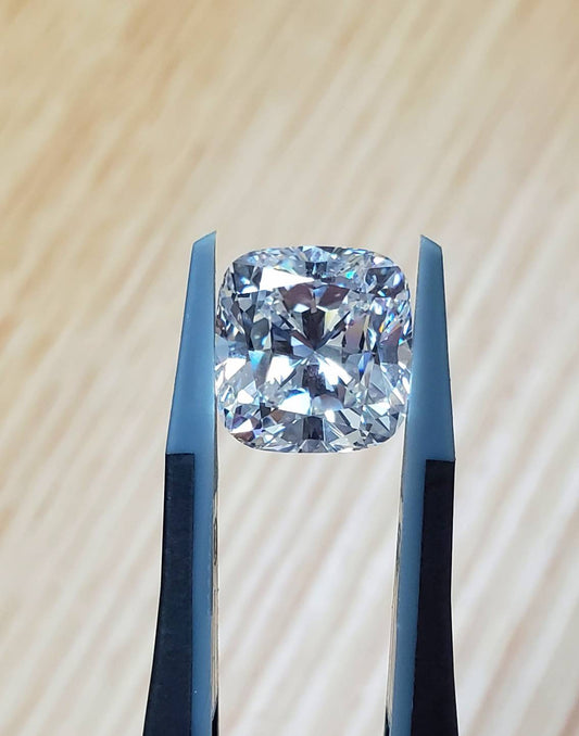 究極美! 最高品質! 完全無傷! 超希少! 5.22ct Fカラー IF クッション カット 天然ダイヤモンド 【GIA鑑定書付 】