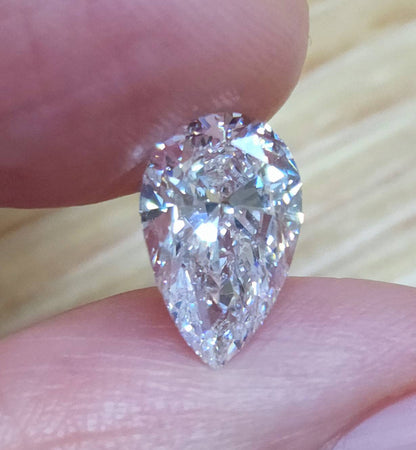 [GIA评估]完全无色的完全完整的终极美！ 2CT D如果前对形状天然钻石露丝钻石