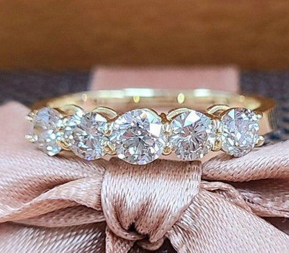 Terrific! Gorgeous! Heart Cue H&C 1ct Natural Diamond K18YG Yellow Gold Half Eternity Ring Ring 18k Gold with Certificate of Authenticity