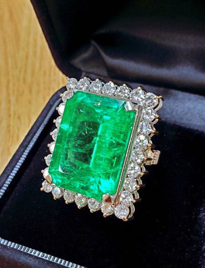Super Special! Colombian emerald, approx. 30ct, 3.9ct, natural diamonds, Pt900 platinum ring [with GRS certificate of authenticity].