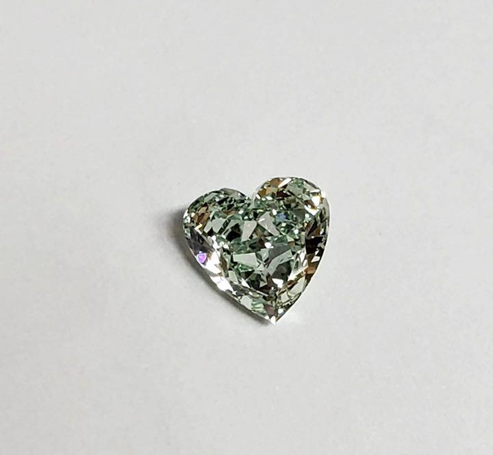 Ultra Rare! Natural blue-green 1.1ct heart-shaped natural diamond [wit ...